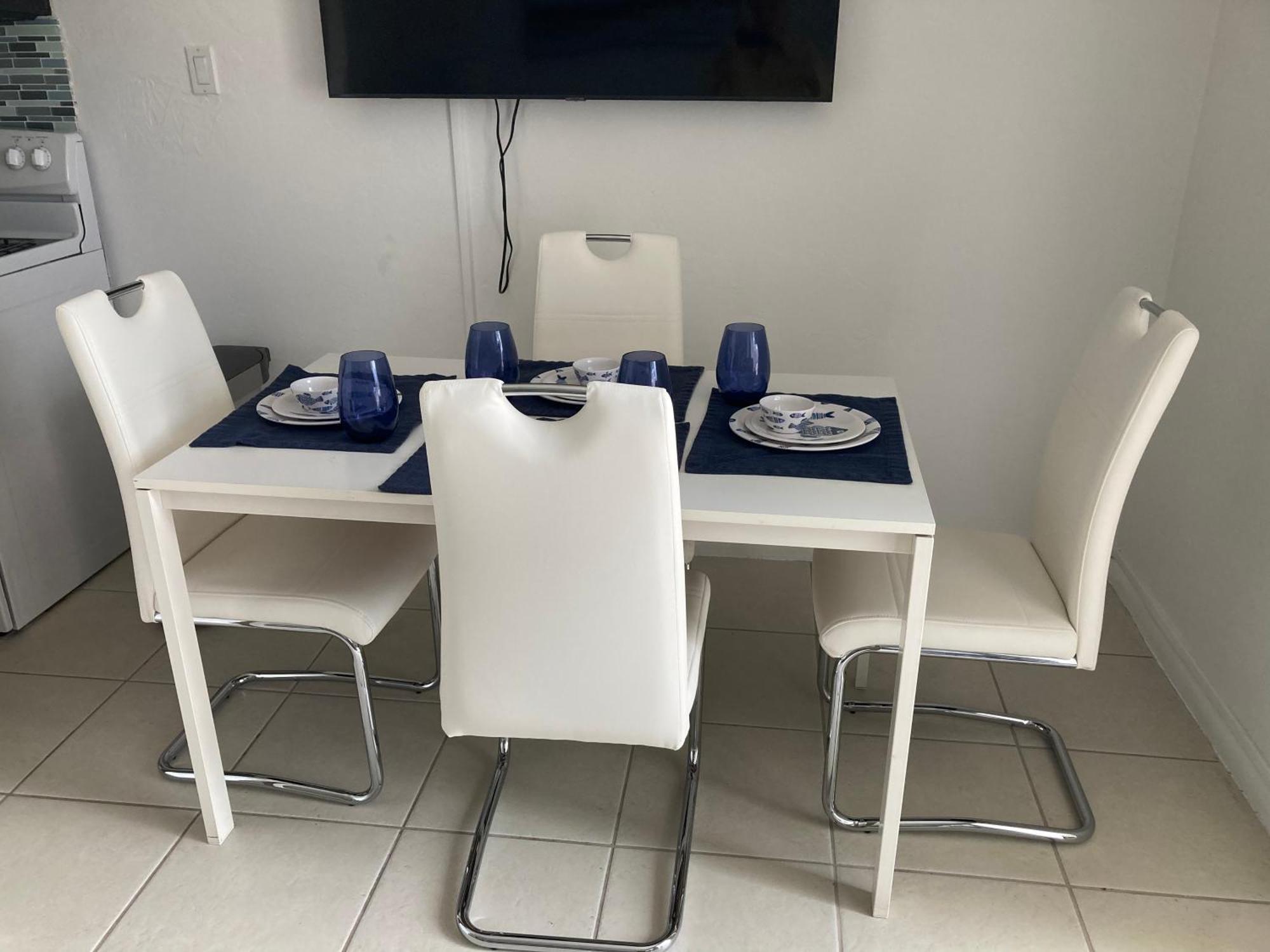 Gorgeous Beachy Chic Condo In Key Biscayne Маями Екстериор снимка